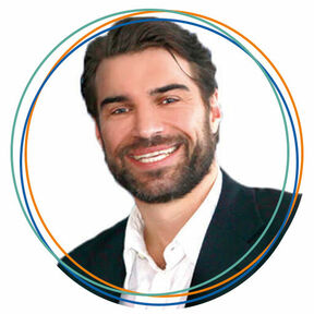 Prof. Dr Stefan Gröner With his experience gained from strategy consulting and in management positions at major German media companies, he is up there working alongside the top business decision-makers. As a professor and the dean of studies for digital management and leadership at Fresenius University of Applied Sciences, among other things, his research focusses on “Artificial Intelligence” and “Technologies of the Future”. His keynote speech combines scientific findings and practical experience, offers pragmatic solutions and inspires active participation in shaping digital change. Let’s talk!