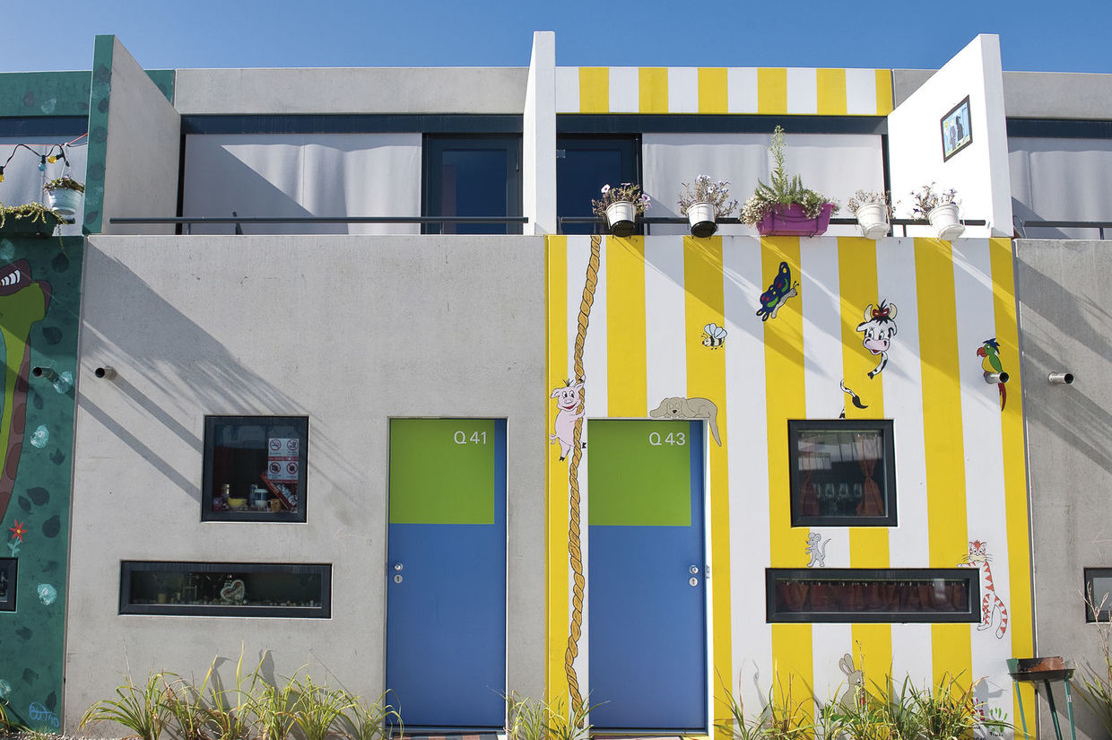 Figure 1: Olympic Village (Munich 1972) – today the Munich Student Union rents out the bungalows to the south as student apartments. Olympisches Dorf (München 1972) – Vermietung als Studentenapartments