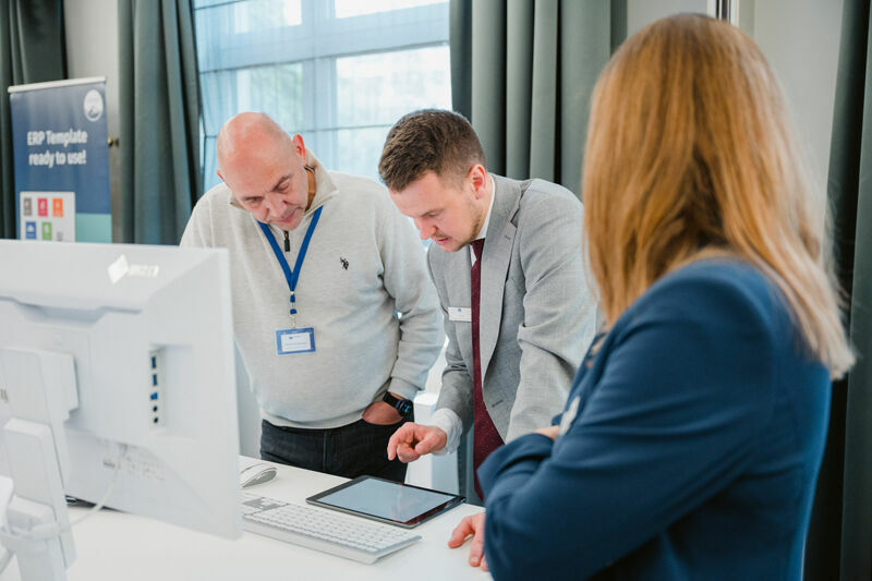 In der Innovation Lounge auf dem OpenPromos Anwenderforum konnten sich die Besucher die PROMOS Lösungen live anschauen