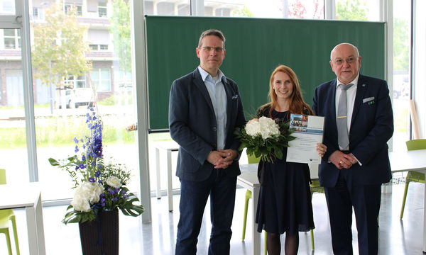Christin Schulz, winner of the scholarship of PROMOS consult in 2017.  PROMOS Stipendiumvergabe 2017 an der TH Wildau