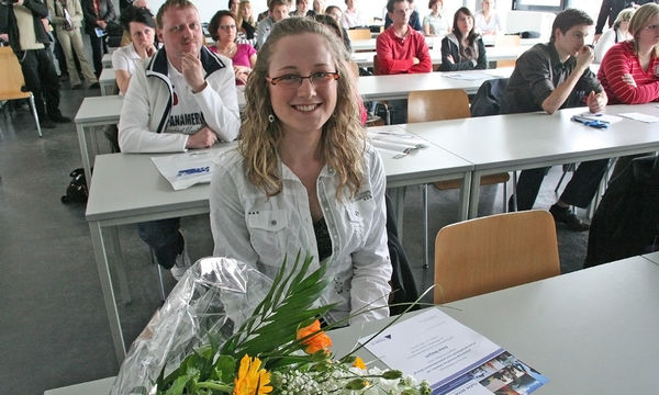 Anna Weigelt, winner of the scholarship of PROMOS consult in 2010.  Anna Weigelt, Gewinnerin des Förderstipendiums der PROMOS consult aus dem Jahr 2010