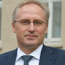 Volker Schulz Executive Board Volker Schulz, CIO der PROMOS consult
