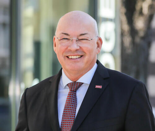 Part 6: Klaus Graniki Klaus Graniki, Geschäftsführer DOGEWO21